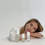 Scarlett Johansson Luncurkan Skincare Kulit Sensitif ‘The Outset’