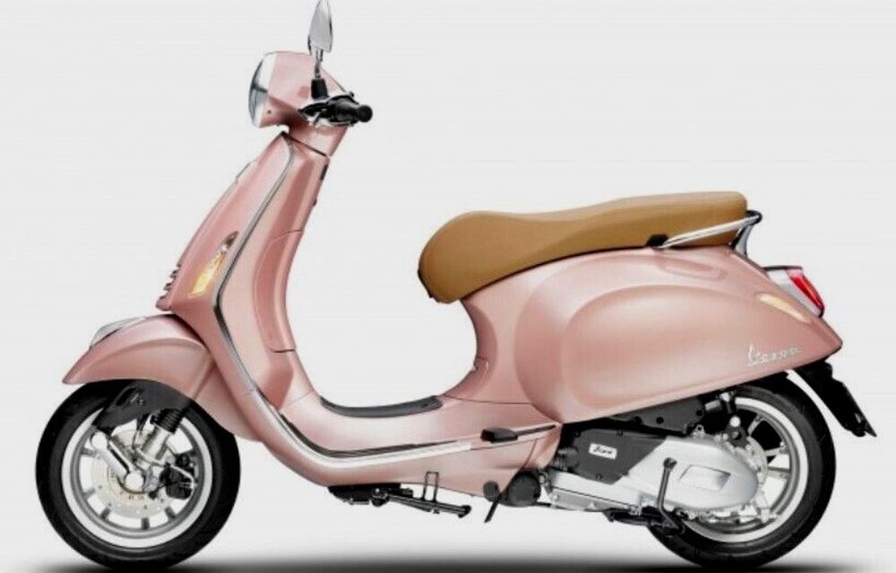 Vespa Primavera Pink Rosa Edisi Terbatas Jadi Pusat Perhatian