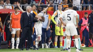 Badai Cedera Lini Belakang, Real Madrid Belanja Bek Tengah