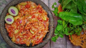 Mengenal Sambal Gandaria: Asam Pedas Buah Langka Betawi