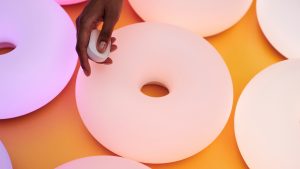 Ikea Luncurkan Lampu LED Seni Buatan Solskydd Dan Varmblixt