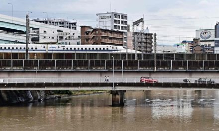 Tokyo Gempa M 6,4, Layanan Shinkansen Sempat Berhenti Total