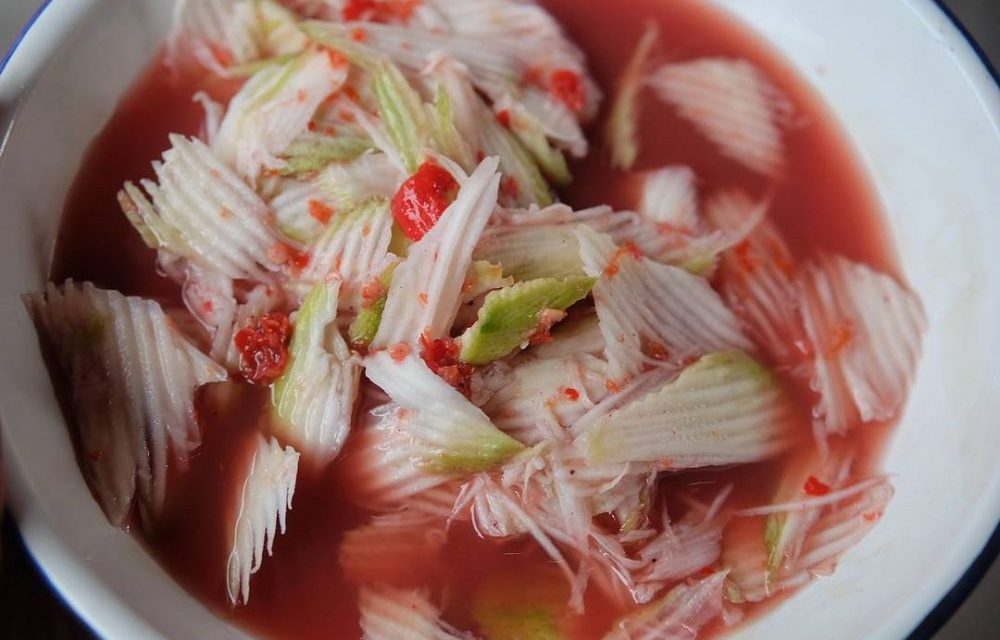 Rujak Kuah Pindang Bali: Uniknya Buah Segar Dan Kaldu Ikan