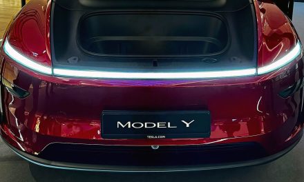 Tesla Model Y Facelift “Juniper” Resmi Pamer Desain Lampu Segar