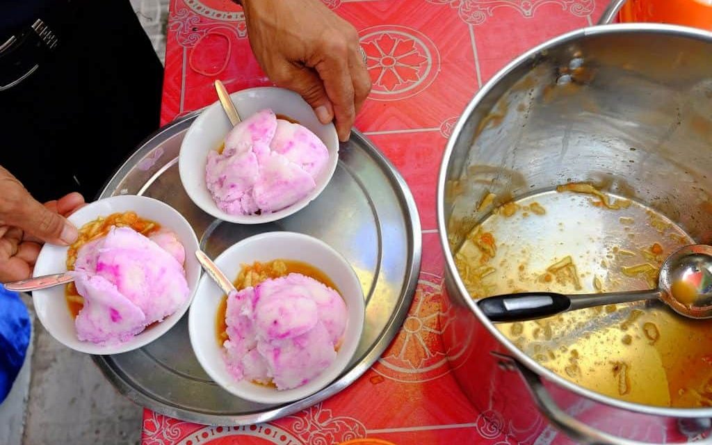 Rujak Es Krim Pak Nardi, Kuliner Unik Pedas-Manis Khas Jogja