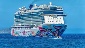 Amsterdam Resmi Larang Kapal Pesiar Raksasa Masuk Kota