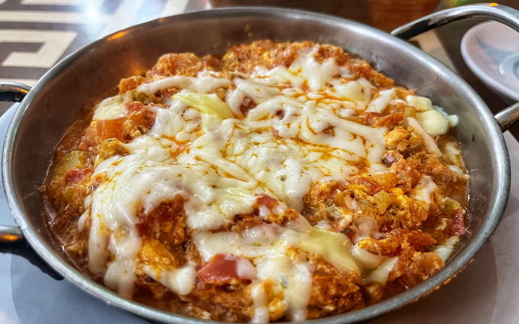 Menikmati Kelembutan Menemen, Orak-Arik Telur Khas Turki