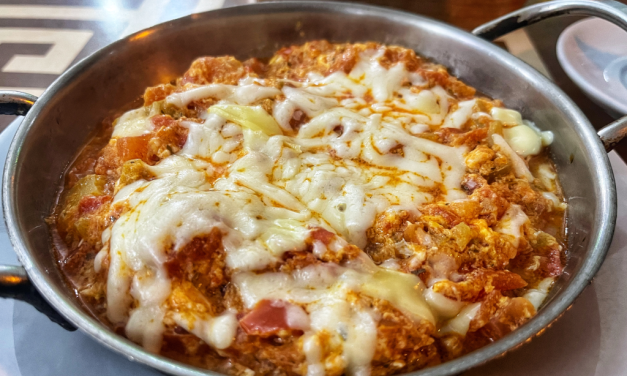 Menikmati Kelembutan Menemen, Orak-Arik Telur Khas Turki