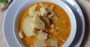 Sensasi Gurih Gulai Umbut Kelapa Yang Hanya Ada Di Acara Adat