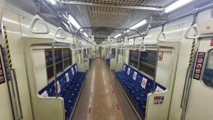 KRL Jabodetabek Uji Coba Gerbong Khusus Kursi Lipat Otomatis