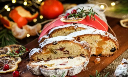 Stollen Jerman: Roti Buah Kering Berbumbu Khas Musim Dingin