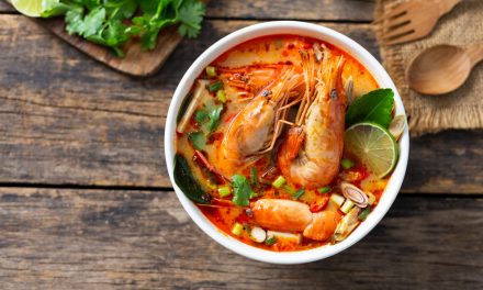 Mengenal Tom Yum Goong Thailand: Sup Udang Pedas Dan Asam
