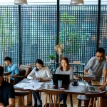 Tren Co-Working Cafe Tanpa Musik: Berburu Kedai Kopi Hening