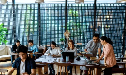 Tren Co-Working Cafe Tanpa Musik: Berburu Kedai Kopi Hening