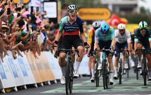 Olav Kooij Sprint Akhir Sampai Garis Finis Di Tour Of Guangxi