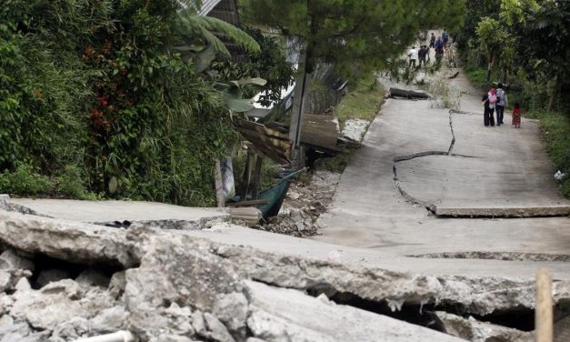Tanggap Darurat Bencana Tanah Bergerak Ancam Warga Bogor