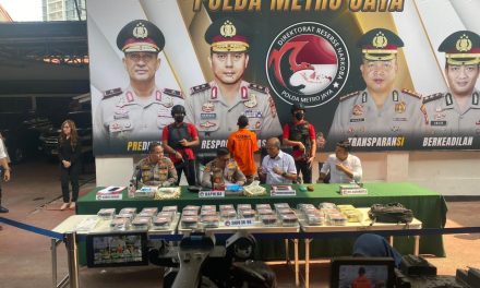 Ribuan Obat Terlarang Disita Polisi Dari Paket Makanan